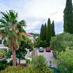 Apartments Garden Beach Superior
